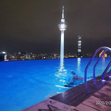 Home Style At Platinum Suites Klcc Twin Towers Kuala Lumpur Exterior foto